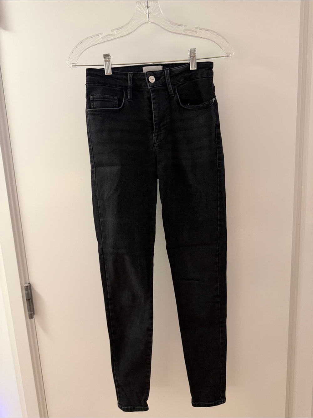 FRAME Le One Jeans
